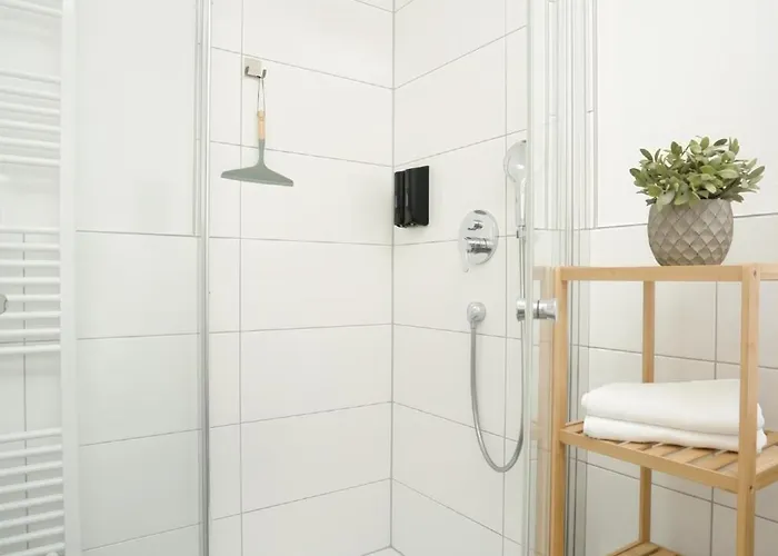 Kaiser Franz Für Bis Zu 6 - Zentral, Arbeitsplatz, Waschmaschine, Apartment